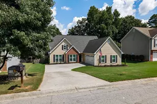 5685 Sugar Crossing Dr, Sugar Hill, GA 30518 - Photo 44