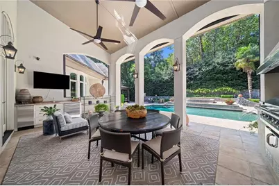 5530 Claire Rose Lane, Sandy Springs, GA 30327 - Photo 10