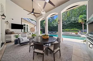 5530 Claire Rose Ln, Sandy Springs, GA 30327 - Photo 10