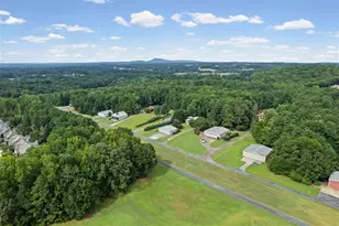 2320 Kitfox Cir, Cumming, GA 30041 - Photo 4