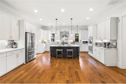 2043 Cambridge Avenue, Atlanta, GA 30337 - Photo 8