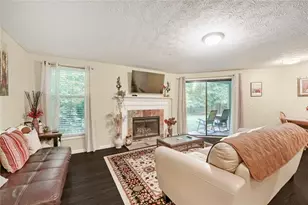 6351 Wedgeview Ct, Tucker, GA 30084 - Photo 4