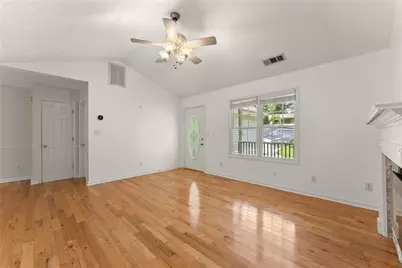 473 Christopher Drive, Gainesville, GA 30501 - Photo 10