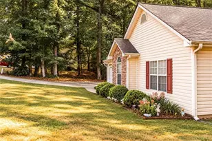 512 Lindsey Way, Social Circle, GA 30025 - Photo 8