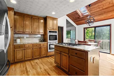 1563 Sandpoint Drive NE, Roswell, GA 30075 - Photo 10