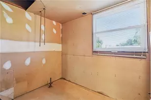 4542 Burns Rd NW, Lilburn, GA 30047 - Photo 32