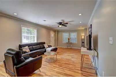 25 Mildred Place, Atlanta, GA 30318 - Photo 6
