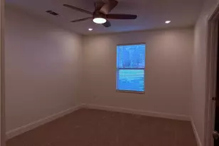 2160 Castlewood St, East Point, GA 30344 - Photo 8