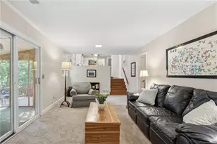 1524 Summerford Ct, Dunwoody, GA 30338 - Photo 10