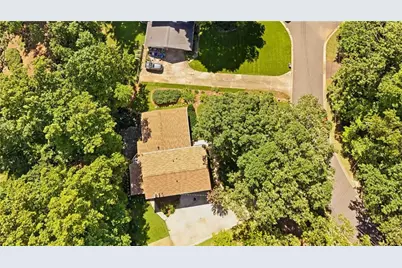 1524 Summerford Court, Dunwoody, GA 30338 - Photo 32
