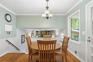 1524 Summerford Ct, Dunwoody, GA 30338 - Photo 6