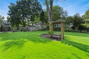 2555 Morgan Lake Dr NE, Marietta, GA 30066 - Photo 56