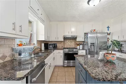 2555 Morgan Lake Drive NE, Marietta, GA 30066 - Photo 14