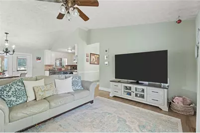2555 Morgan Lake Drive NE, Marietta, GA 30066 - Photo 10