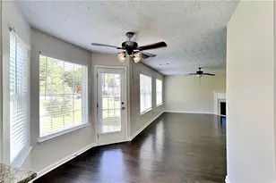 34 Belmont Park Dr, Newnan, GA 30263 - Photo 6