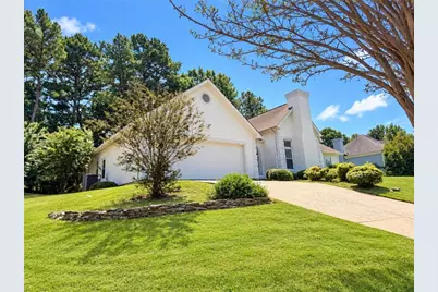 1090 Swan Mill Court, Suwanee, GA 30024 - Photo 2