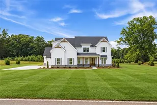 137 Twin Oaks Dr, Hampton, GA 30228 - Photo 1