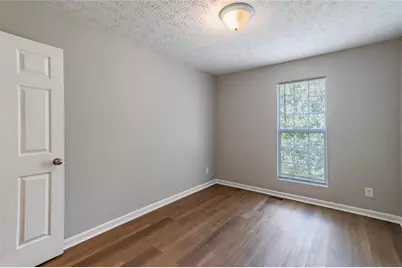 5550 Strathmoor Manor Circle, Lithonia, GA 30058 - Photo 18