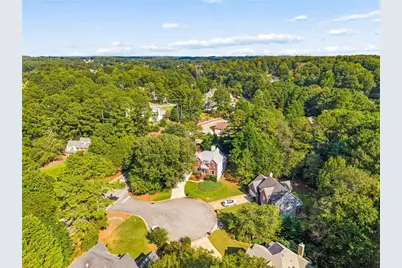 540 Shore Drive NW, Suwanee, GA 30024 - Photo 8