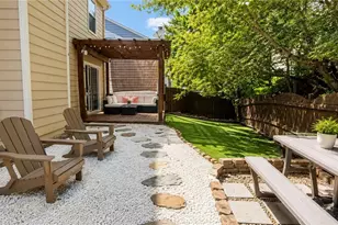 2535 Alvecot Circle, Atlanta, GA 30339 - Photo 16