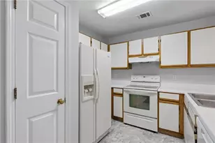 2260 Fairways Ct NW, Kennesaw, GA 30144 - Photo 16