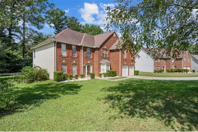 125 Ethan Moor, Jonesboro, GA 30238 - Photo 2