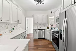 739 Reeves Lake Dr SW, Marietta, GA 30064 - Photo 8