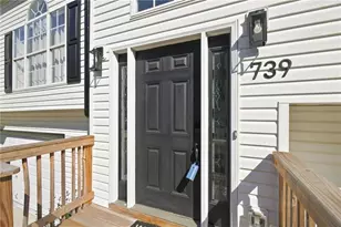 739 Reeves Lake Dr SW, Marietta, GA 30064 - Photo 2