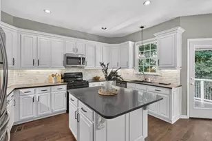 8406 Avalon Ct, Cumming, GA 30041 - Photo 16