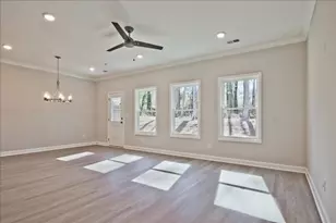 692 Sunstone Ln, Lawrenceville, GA 30043 - Photo 6