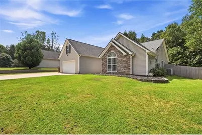 198 Celestial Run, Winder, GA 30680 - Photo 2