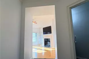 3275 Lenox Road NE, Atlanta, GA 30324 - Photo 2