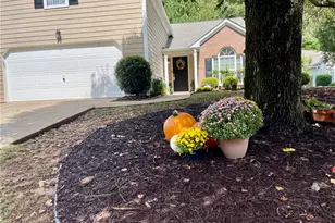 312 Ethridge Dr NW, Kennesaw, GA 30144 - Photo 2