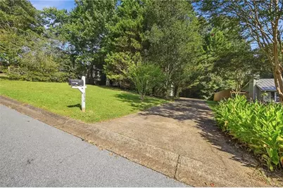 230 Parkway Court, Dallas, GA 30157 - Photo 2