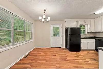 230 Parkway Court, Dallas, GA 30157 - Photo 8