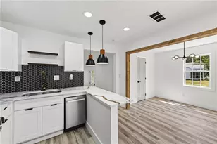 1046 Cheaves St, Forest Park, GA 30297 - Photo 10