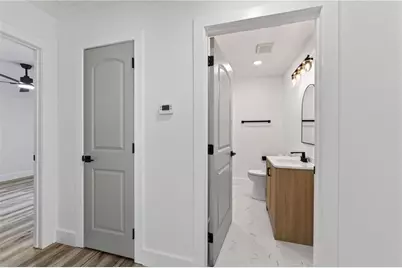1046 Cheaves Street, Forest Park, GA 30297 - Photo 16