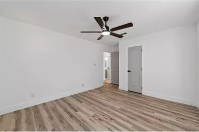 1046 Cheaves Street, Forest Park, GA 30297 - Photo 18