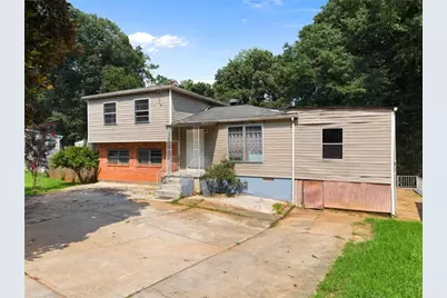 6186 Holiday Boulevard, Forest Park, GA 30297 - Photo 1