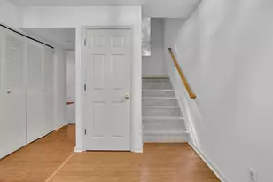 878 Lake Hollow Blvd SW, Marietta, GA 30064 - Photo 8