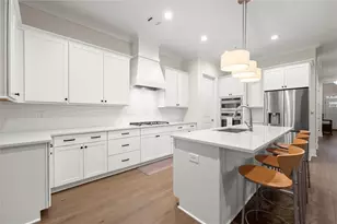 131 Spaulding Ln, Woodstock, GA 30188 - Photo 2
