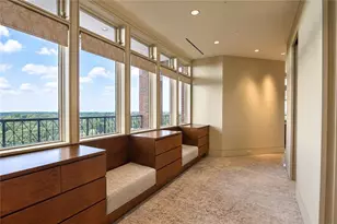 2724 Peachtree Rd NW, Atlanta, GA 30305 - Photo 14