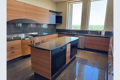 2724 Peachtree Road NW #Upper Penthouse, Atlanta, GA 30305 - Photo 4