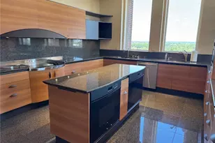 2724 Peachtree Rd NW, Atlanta, GA 30305 - Photo 4