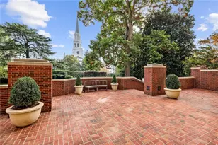 2724 Peachtree Rd NW, Atlanta, GA 30305 - Photo 22