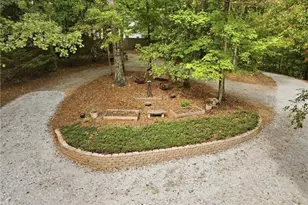 907 Rainbow Cir, Cleveland, GA 30528 - Photo 10