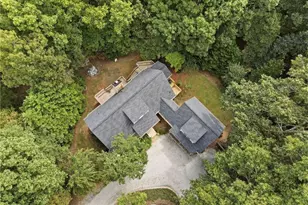 907 Rainbow Cir, Cleveland, GA 30528 - Photo 4