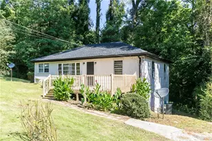 116 Glenn St, Dallas, GA 30132 - Photo 2