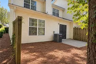 5896 Trent Walk Dr, Lithonia, GA 30038 - Photo 6