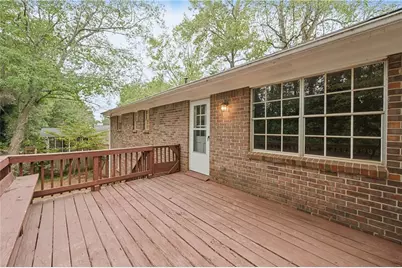 3915 Green Forest Lane SE, Smyrna, GA 30082 - Photo 32